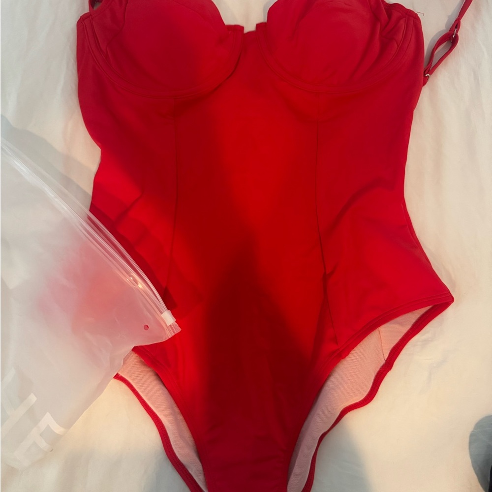 CUPSHE Red One-Piece Swimsuit NWT - Picture 2 of 9